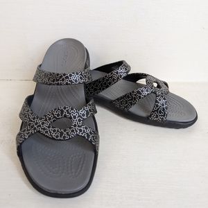 NEW Crocs Mickey Mouse Sandals Sz 9